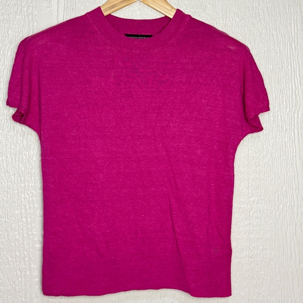 Banana Republic Magenta Pink Short Sleeve Knit Sweater Top Crew Neck Small